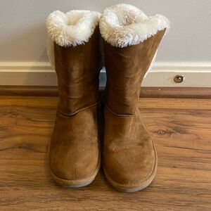 Arizona Brown Winter Boots with Cream Lining